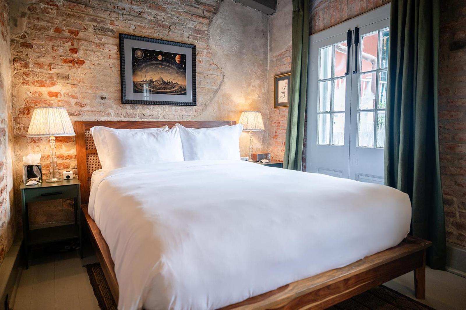 The Celestine Hotel New Orleans Exterior photo